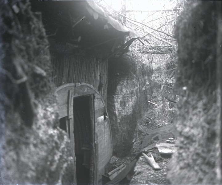 Box 10 Image 11.jpg